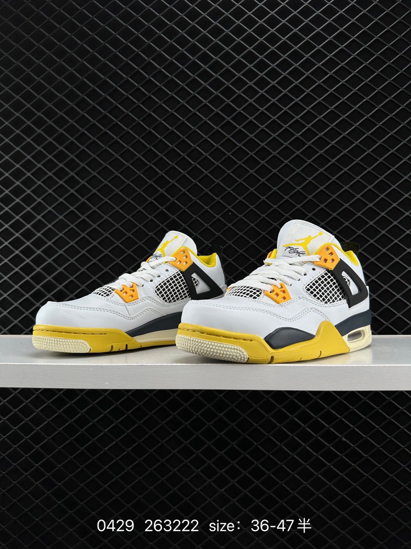 Nike Air Jordan 4 Retro OG”Fire Red“